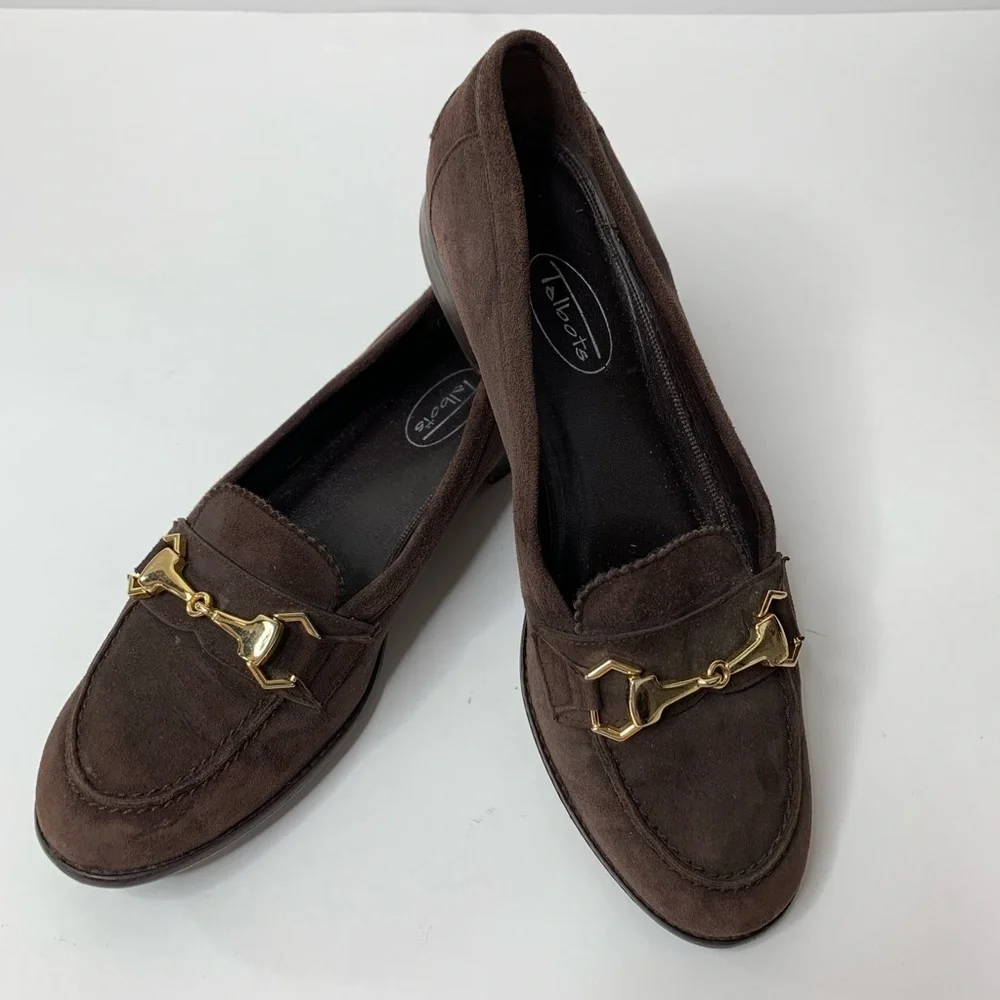Talbots Women’s Brown Suede Flat Loafers With Gold Horse Bit Buckle Size 8 N